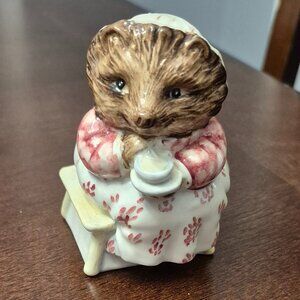 Beatrix Potter's Mrs Tiggy Winkle Takes Tea 1985